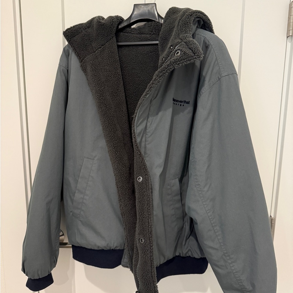 THISISNEVERTHAT Reversible Sherpa Jacket Blue Grey